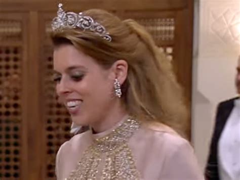 Princess Beatrice Wears Mother Sarah Fergusons Tiara To Jordan Royal Wedding