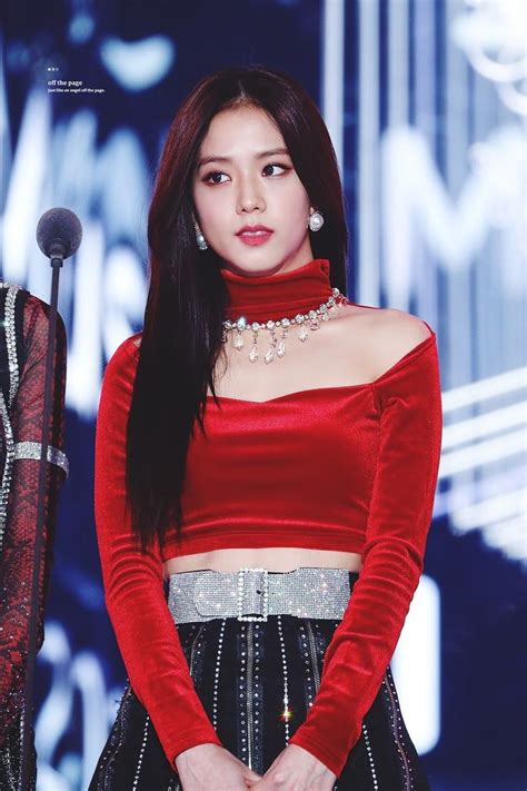 Jisoo just has such a cool vibe about fashion. Pin by Swnlake_131 on BLACKPINK - Kim JiSoo | Blackpink ...