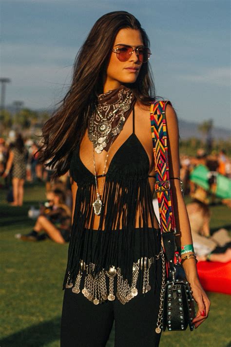 The Coachella Beauty Looks You Need To See 1000 In 2020 Coachella Outfit Music Festival