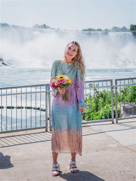 A Niagara Falls Elopement And Colour Explosion Reception At Dreamland · Rock N Roll Bride