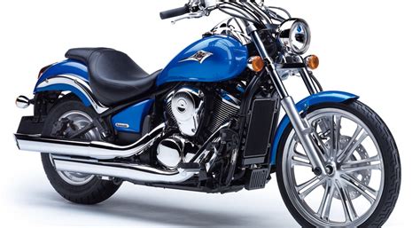 This is a great lightweight cruiser with a super punchy fuel injected 900cc motor that has been fitted with some very desirable and expensive extras. KAWASAKI VN900 Custom - 2006, 2007 - autoevolution