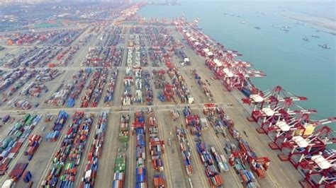 Chinas Economic Growth Boosts Port Throughput