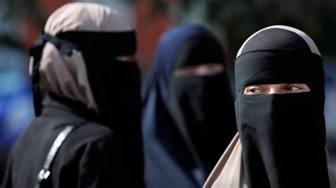 Women Expected To Wear Hijab But Not Burqa Says Taliban World News Zee News