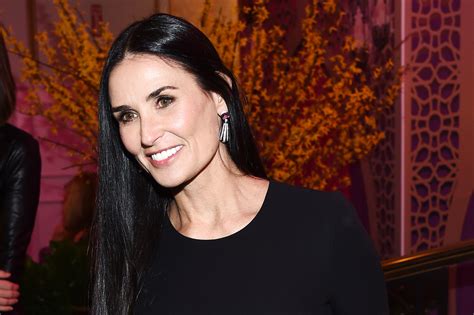 La hija de demi moore recupera el corte de pelo pixie que su madre lució en ghost. Demi Moore's Fellow '90s Hollywood Icons Gathered to ...