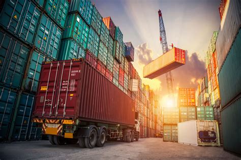 How to Make Money in Logistics and Shipping as a Freight Broker