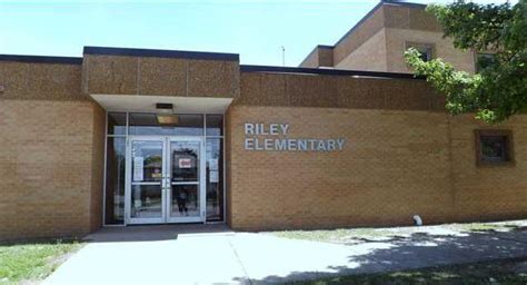 Riley School May Expand Pre K 6th Grade Could Move To Middle School