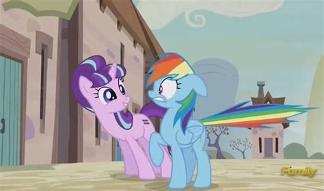 rainbow dash startled by starlight glimmer applejack fluttershy pinkie mlp floppy ears