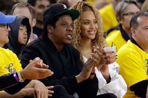 Für eine geplante und vielleicht längere behandlung sollte man im vorfeld eine beurlaubung beantragen. Beyoncé und Jay-Z: Schüler aus Columbia dürfen wegen ...