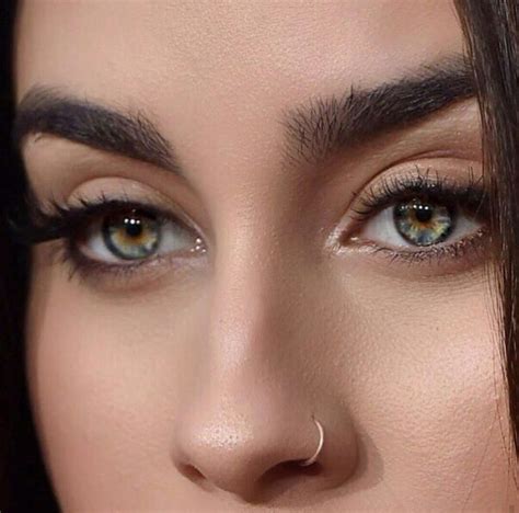 Pin De Liyanda Mafilika Em Lauren Jauregui Piercing No Nariz