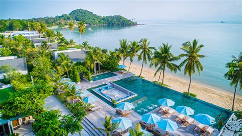 Luxury Beachfront Resort In Koh Samui Select Representation
