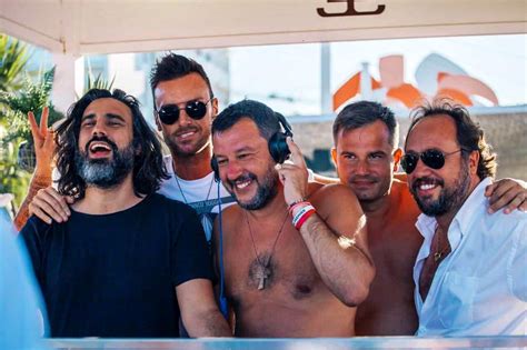 Check spelling or type a new query. Matteo Salvini in Puglia: il 9 agosto il leader della Lega ...