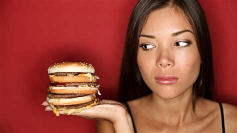 Scientific Proof That Junk Food Makes You Miserable
