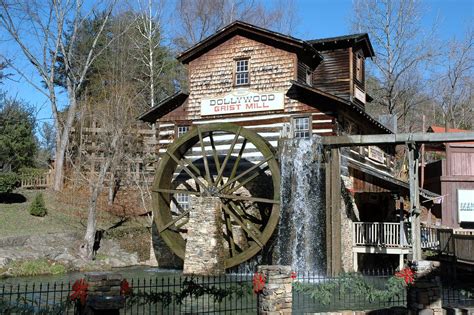 Grist Mill An Old Grist Mill Located At Dollywood Mr Gs Travels
