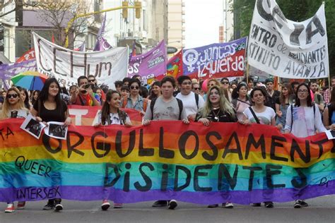 la historia detrás de la marcha del orgullo lgbtiq