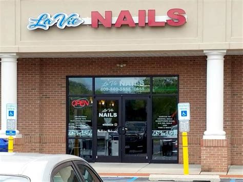 Home La Vie Nails Nail Salon In Monroe Township Nj 08831