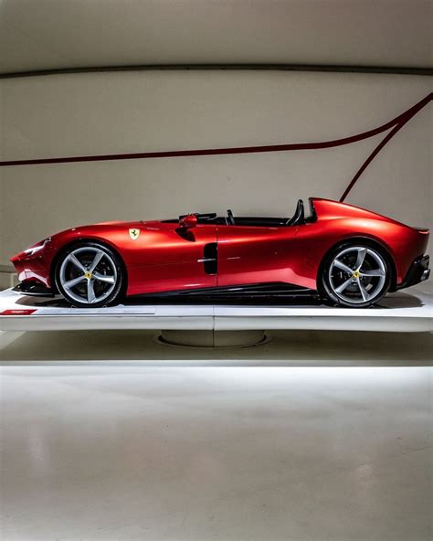 Ferrari Monza Sp1 Sports Cars Luxury Super Luxury Cars Best Luxury Cars