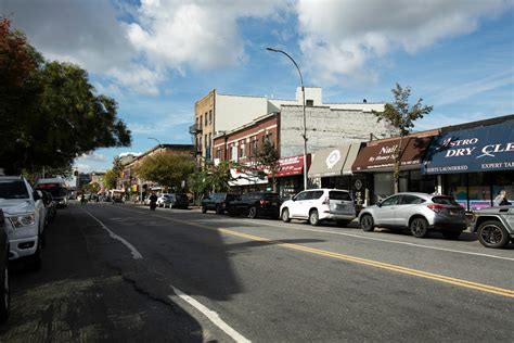 These neighborhoods could benefit most from Eric Adams's housing plan