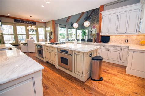 Get the best deal for pine kitchen cabinets from the largest online selection at ebay.com. From Rustic Knotty Pine to White, Clean and Simple ...