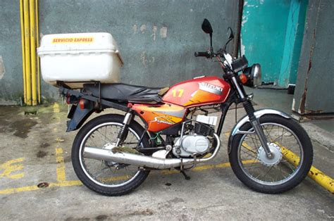 There are interesting bikes that are handmade with an attention to detail and level of construction that are almost impossible to believe … and then there's this samurai. Motorbikes in Costa Rica
