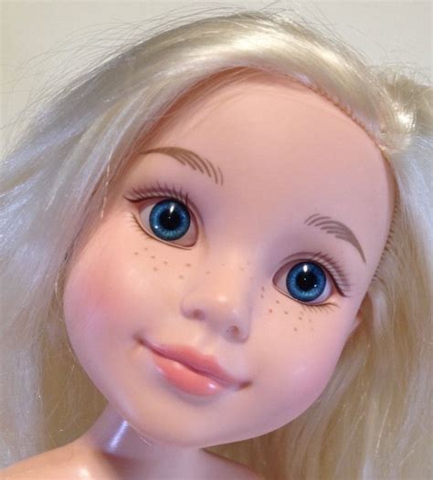 Tm Mga Entertainment Bfc Doll Blond Hair Blue Eyes Freckles Jointed