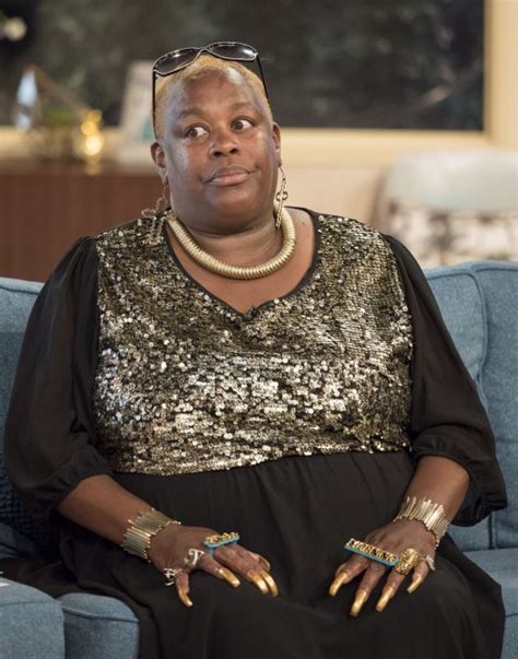 Gogglebox Sandra Martin Back On Benefits After Being Dumped By Co