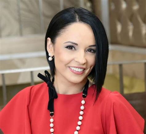 Cu toate acestea, artista nu este geloasă și nu are resentimente față de fosta iubită a soțului ei. Andreea Marin, despre cea mai frumoasă etapă din viața sa ...