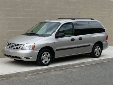 Purchase Used Very Clean 2006 Ford Freestar Se Mini Passenger Van In