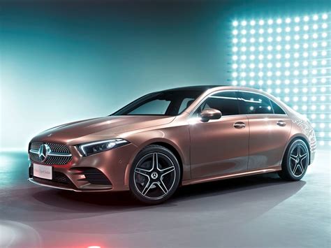 The popular business sedan comes with many. Dit is de nieuwe Mercedes A-klasse sedan! | Hartvoorautos.nl