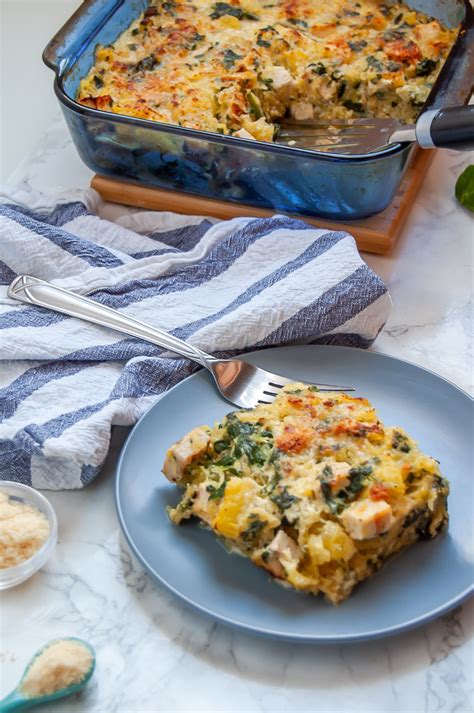 In this recipe, we'll show you how to cook spaghetti squash to perfection, then top it with a delicious creamy mozzarella, parmesan, garlic, and chicken sauce to make this keto dinner truly cheesier and tastier. Chicken & Spinach Spaghetti Squash Bake | Nutrition to Fit