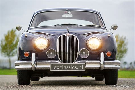 Jaguar MKII 3.8 litre - Lex Classics
