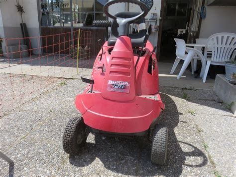 Rasenmähertraktor Honda 1211 Hydrostatic | Acheter sur Ricardo