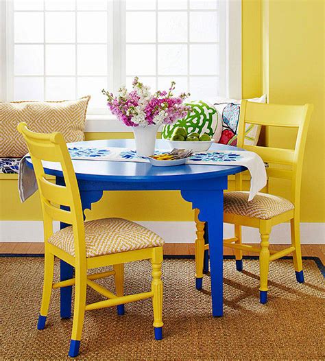 Maybe you would like to learn more about one of these? Toques e Retoques: Uma mesa nova - DIY