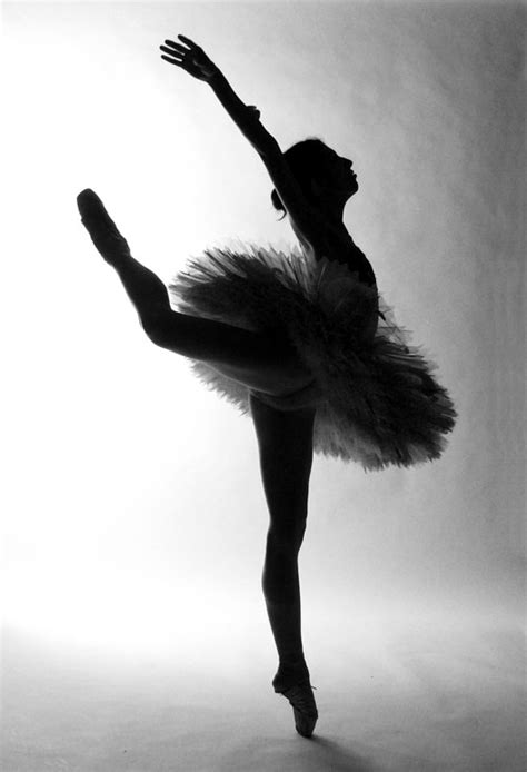 It is when people move to a musical rhythm. Cute Photography Love: Dance Photography