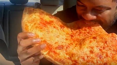 The Biggest Pizza Ever Youtube