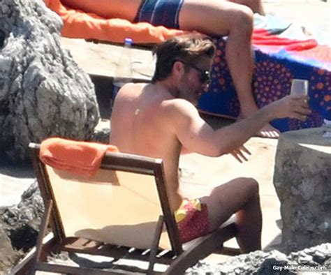 Leaked Chris Pine Sunbathing Shirtless With Friends Picture Gay