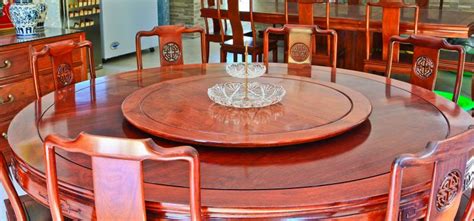 Rosen centre ® is proud to offer a combination of dining options to suit every guest's palate. Dining Table With Rotating Centre - Dining room ideas