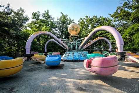 Yongma Land Seouls Abandoned Theme Park In Photos Pink Plankton