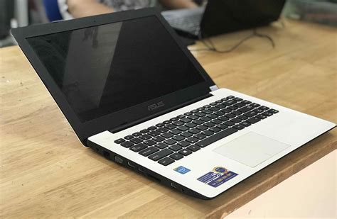 Bán Laptop Cũ Asus X453m Màu Trắng Giá Rẻ Tại Hà Nội