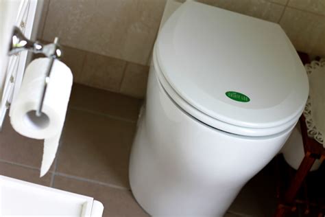Filenature Loo Waterless Composting Toilet Pedestal Wikimedia