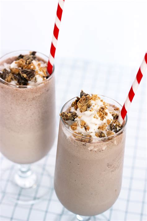 These cookie monster freak shakes are super easy to make and loaded with delicious cookies. Reese's Spread Peanut Butter Chocolate Milkshake - The ...