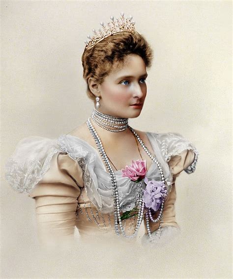 Empress Alexandra By Alixofhesse Alexandra Feodorovna Black And