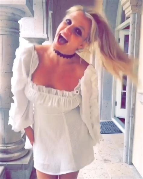 Britney Spears Shows Off Dress She Got For Christmas