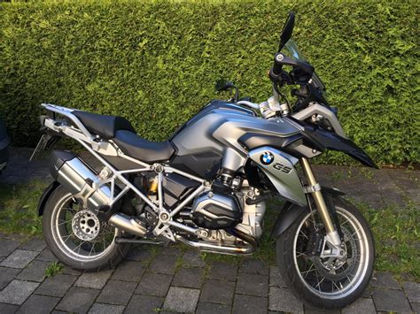 Includes aluminum side cases, side carrier and accessory. BMW - R 1200 GS LC (K50) EZ 07/2013