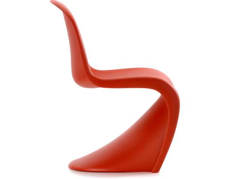 Today the panton chair belongs to the classics of modern furniture design. Verner Panton Junior Chair - hivemodern.com