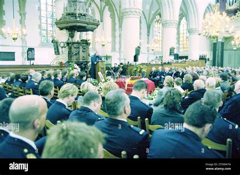 Funeral D. van Kooten, fire brigade, 28-03-2003, Whizgle News from the
