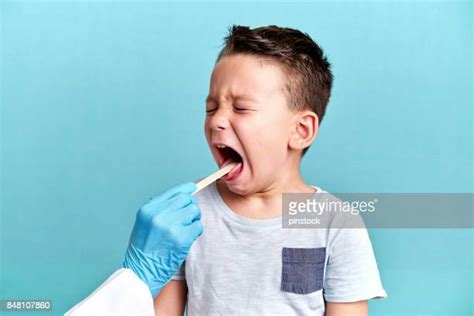 Pediatric Ent Photos And Premium High Res Pictures Getty Images
