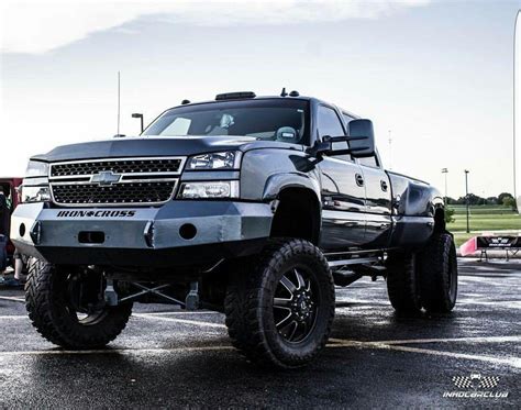 Cat Eye Duramax Dually Claris Samuel