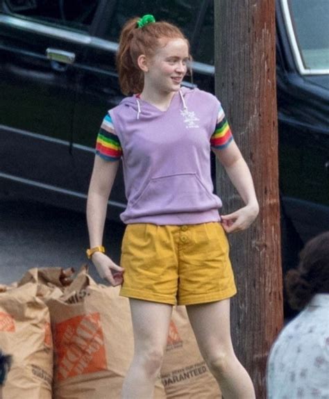 Sadie Sink On Set Of Season 3 Stranger Things Outfit Sadie Sink