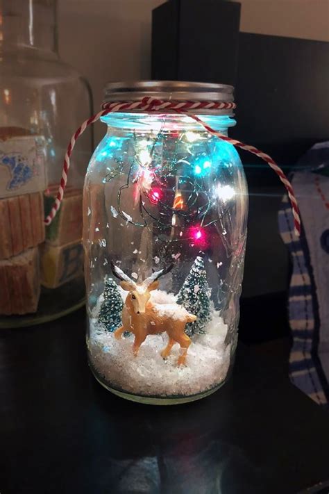 These Super Simple Diy Snow Globes Lights Up Christmas Crafts For