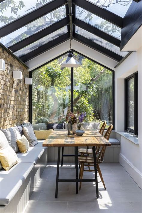 46 Smart And Creative Small Sunroom Décor Ideas Digsdigs